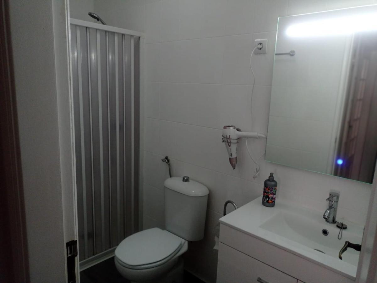 Casa Da Gena Quarto em Acomodações Particulares *